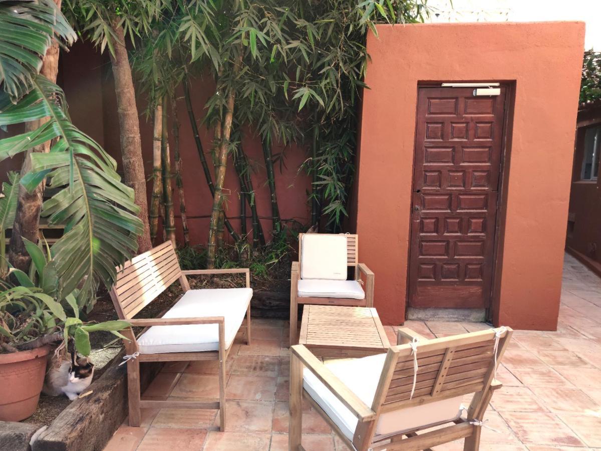 La Posada De Lola - Adults Only Hotel Bolonia Exterior photo